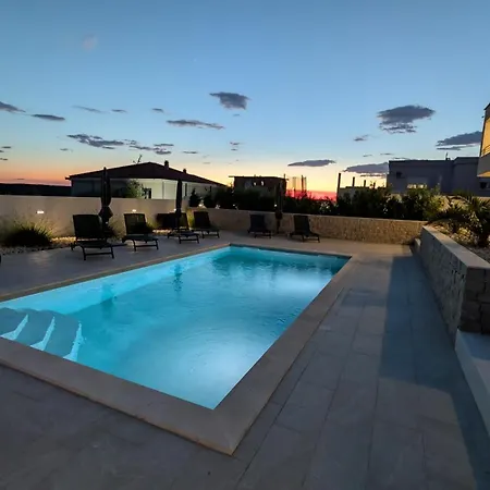 Marija Zadar Region With Heated Pool