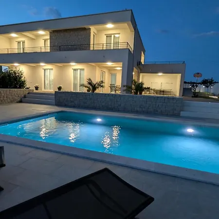 Marija Zadar Region With Heated Pool Villa Debeljak