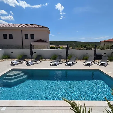 Marija Zadar Region With Heated Pool