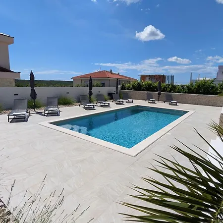Marija Zadar Region With Heated Pool *