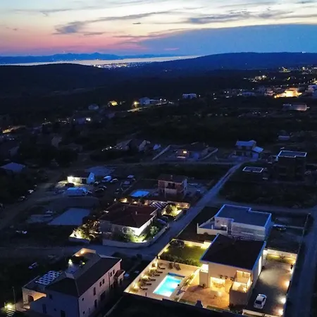Marija Zadar Region With Heated Pool